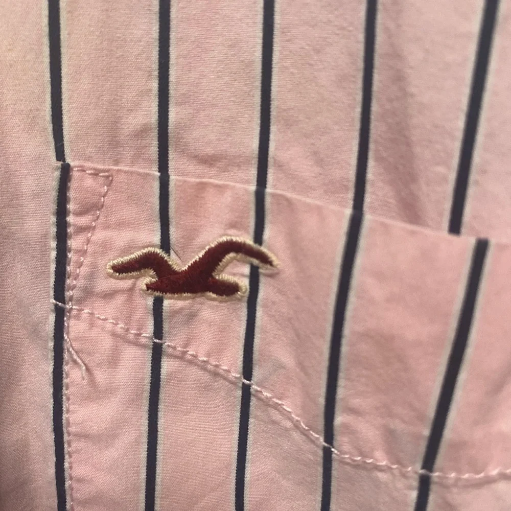 Hollister Men California Pink Stripe Size Small Button Down Shirt Long Sleeves